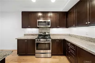 87 Waldorf, Irvine, CA 92612 - Photo 2