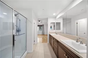 87 Waldorf, Irvine, CA 92612 - Photo 22