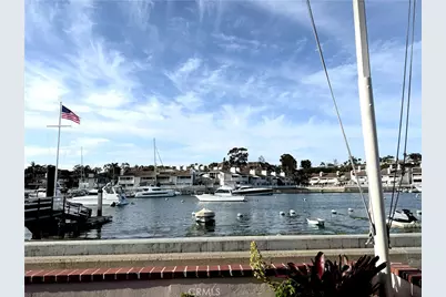 1009 N Bay Front, Newport Beach, CA 92662 - Photo 2