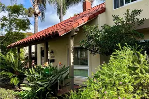 2428 Vista Hogar, Newport Beach, CA 92660 - Photo 2