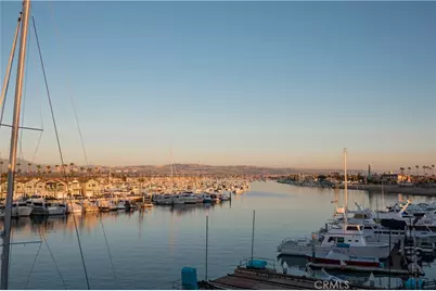 2280 Newport Boulevard #203, Newport Beach, CA 92663 - Photo 12