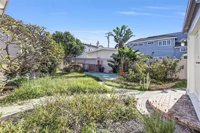 310 Marigold, Corona del Mar, CA 92625 - Photo 24