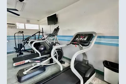 53 Saratoga, Newport Beach, CA 92660 - Photo 32