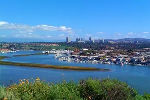 237 Plymouth Ave, Newport Beach, CA 92660 - Photo 2