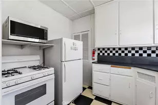 36 Hermosa Ave, Long Beach, CA 90802 - Photo 22