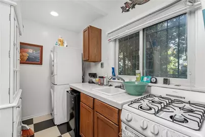 36 Hermosa Avenue, Long Beach, CA 90802 - Photo 30