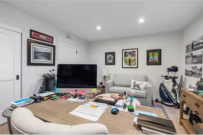 45 Northampton Court, Newport Beach, CA 92660 - Photo 20