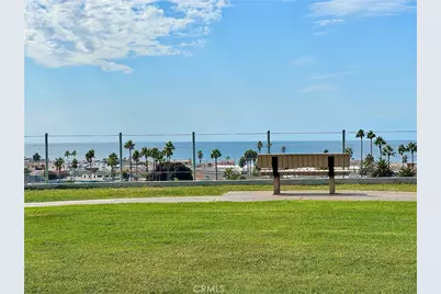 200 Paris Lane #111, Newport Beach, CA 92663 - Photo 4