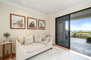 200 Paris Ln, Newport Beach, CA 92663 - Photo 10