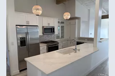 1960 Vista Caudal, Newport Beach, CA 92660 - Photo 8