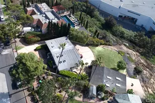 2953 Cliff Dr, Newport Beach, CA 92663 - Photo 6