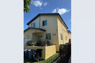 804 76th Pl, Los Angeles, CA 90001 - Photo 2