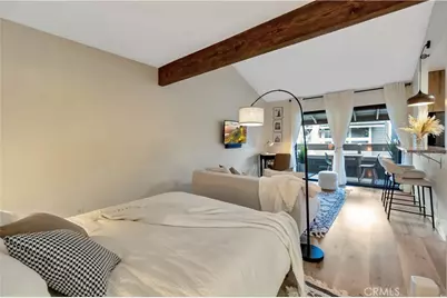 174 Streamwood, Irvine, CA 92620 - Photo 6