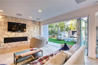 17 Palazzo, Newport Beach, CA 92660 - Photo 12