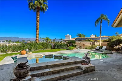 134 Vista Oro, Palm Desert, CA 92260 - Photo 2