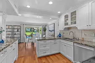 525 Vista Flora, Newport Beach, CA 92660 - Photo 10