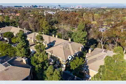 93 Lehigh Aisle, Irvine, CA 92612 - Photo 34