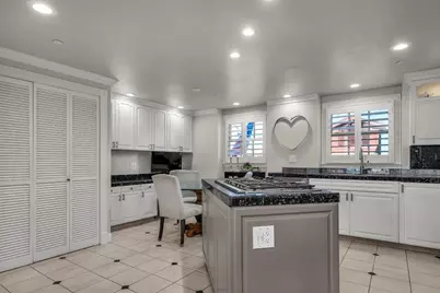 47 Surfside, Surfside, CA 90743 - Photo 16