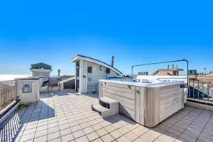 47 Surfside, Surfside, CA 90743 - Photo 32