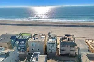 47 Surfside, Surfside, CA 90743 - Photo 34