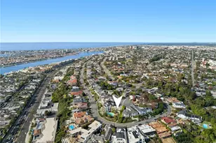 101 Kings Pl, Newport Beach, CA 92663 - Photo 24