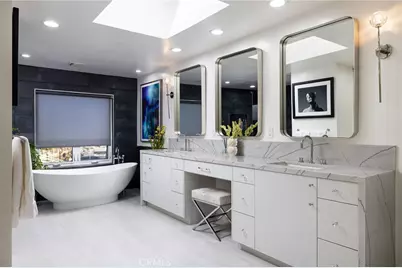 500 Harbor Island Drive, Newport Beach, CA 92660 - Photo 30