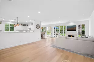 1 Rue Fontainbleau, Newport Beach, CA 92660 - Photo 4