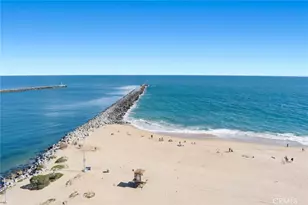 2108 E Oceanfront, Newport Beach, CA 92661 - Photo 26