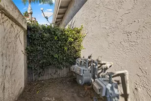 2121 Orange Ave, Costa Mesa, CA 92627 - Photo 48