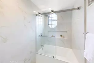 90 Ocean Vista, Newport Beach, CA 92660 - Photo 32