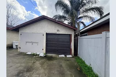 1644 E 110th, Los Angeles, CA 90059 - Photo 10