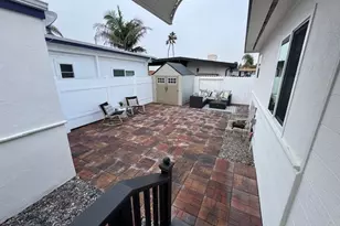 94 Yorktown, Newport Beach, CA 92660 - Photo 18