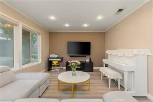 2157 W Essex Cir, Anaheim, CA 92804 - Photo 4