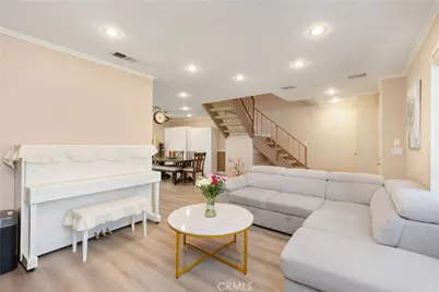 2157 W Essex Circle, Anaheim, CA 92804 - Photo 10