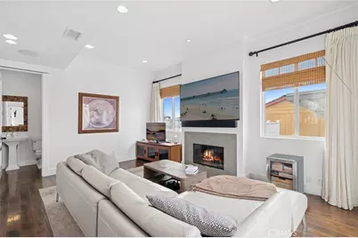 417 1/2 Poinsettia Avenue, Corona del Mar, CA 92625 - Photo 10