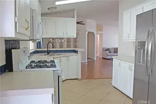 3050 W Ball, Anaheim, CA 92804 - Photo 12