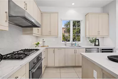 111 Winnett, Irvine, CA 92602 - Photo 10