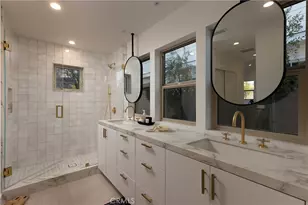 212 E 19th St, Costa Mesa, CA 92627 - Photo 14