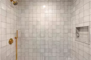 212 E 19th St, Costa Mesa, CA 92627 - Photo 30