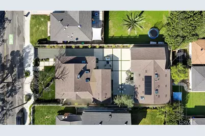 212 E 19th Street, Costa Mesa, CA 92627 - Photo 36