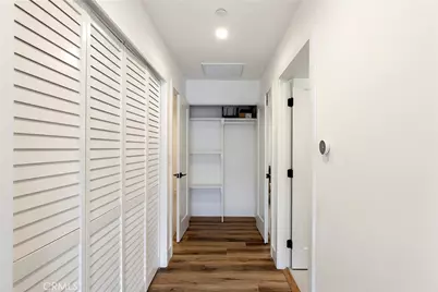 212 E 19th Street, Costa Mesa, CA 92627 - Photo 34