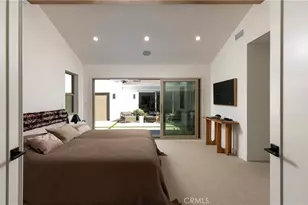 212 E 19th St, Costa Mesa, CA 92627 - Photo 12