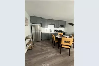 1303 W 109th, Los Angeles, CA 90044 - Photo 2