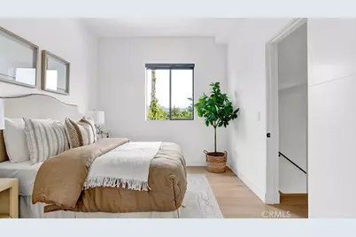 741 1/2 N Gramercy, Los Angeles, CA 90038 - Photo 20
