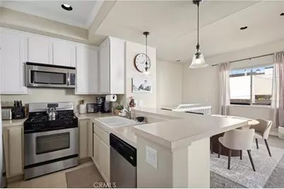 710 1/2 Marigold, Corona del Mar, CA 92625 - Photo 8