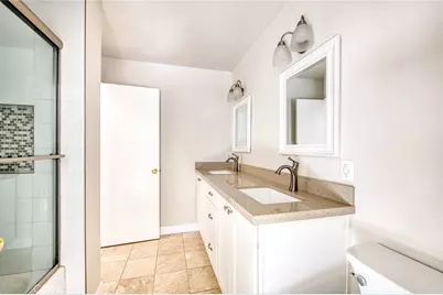 520 Cancha, Newport Beach, CA 92660 - Photo 16