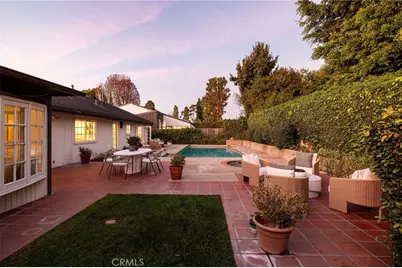 1430 Lincoln, Newport Beach, CA 92660 - Photo 36