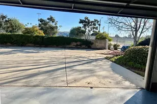 2225 Vista Huerta, Newport Beach, CA 92660 - Photo 8