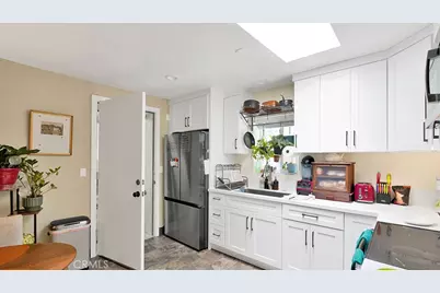 716 N Harbor, Anaheim, CA 92805 - Photo 10