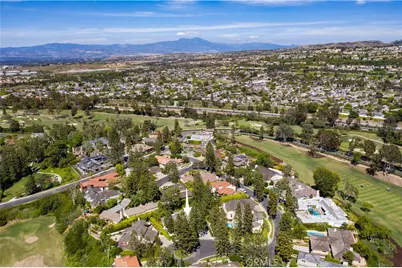 11 Greenbriar, Newport Beach, CA 92660 - Photo 28